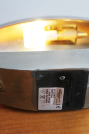 Retro design lamp,  Berio - Massive. Zilverkleurige vintage tafellamp