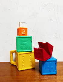 Vintage Fisher-Price stapelblokken. Retro speelgoed met cijfers en plaatjes - 2322 - compleet