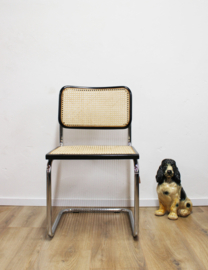 Zwarte vintage stoel - Cesca - Marcel Breuer stijl. Retro design sledestoel