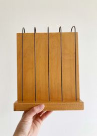 Grote houten abacus met 100 kralen. Retro telraam / rekenmachine