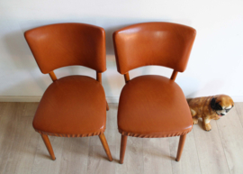 Set houten vintage stoelen. Twee Mid Century design eetkamerstoelen