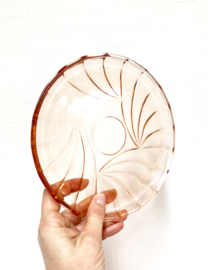 Glazen vintage bordje, rosé. Art Deco bord van roze glas