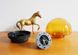 Bruin/geel glazen vintage plafondlamp. Retro lampje / plafonniere