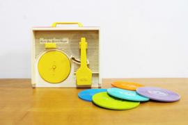Vintage fisher Price platenspeler met 5 platen. Retro speelgoed / muziekdoos 995