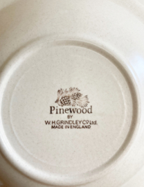 Set van 23 vintage borden - Pinewood W.H. Grindley. Aardewerk retro servies