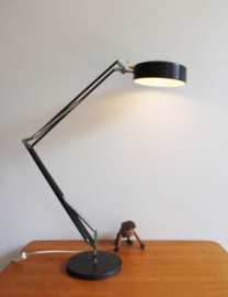 Industriele retro design lamp - Hala. Vintage bureaulamp met zwenk arm.