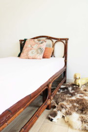 Rotan vintage bed uit de '70.  Retro daybed van bamboe.