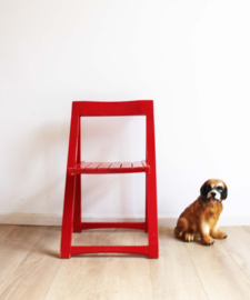 Rode vintage klapstoel. Houten retro design stoel, Trieste folding chair van Aldo Jacober?