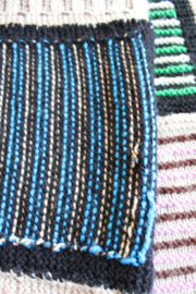 Kleurrijke vintage lapjes sprei. Handgemaakte retro deken / plaid