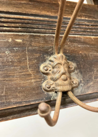 Antieke kapstok met waterspuwer haken, Frans? Vintage wandkapstok