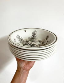 Set van 7 vintage borden - Pinewood W.H. Grindley. Aardewerk retro servies