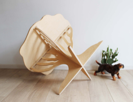 Houten tafeltje in boomvorm. Retro boom tafel.