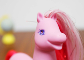 Cupcake Secret Surprise - Vintage My Little Pony - Hasbro. Retro speelgoed MLP paardje