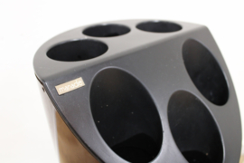 Bruine vintage Manade paraplubak. Retro Space Age parapluhouder