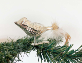 Glazen vintage kerstversiering - vogel met bruine staart.  Zilveren kerstbal