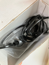 Nieuwe 'Sticky Lamp" van Droog Design.  Dutch Design Wandlamp, Chris Kabel