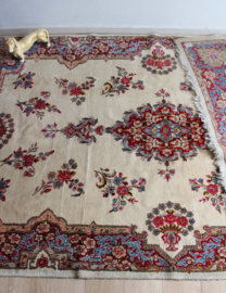 Groot handgeknoopt Perzisch tapijt met bloemen. Oosters vintage kleed, Kirman/Kerman