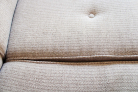 Prachtige Deense design bank - Farstrup Møbler. Retro sofa met beige wollen bekleding