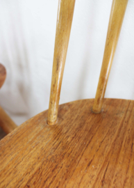 Set van 3 vintage spijlenstoelen. Houten retro stoelen.