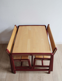 Vintage kinder tafel met twee bankjes - Ypperlig, Design Hay voor  Ikea.
