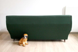 Groene vintage design bank. Retro Mid Century sofa