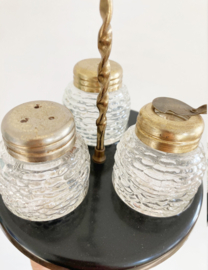 Vintage peper en zout stel. Retro condiment set, antiek look.