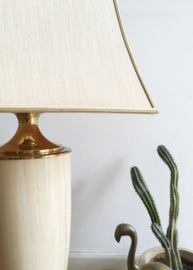 Grote vintage tafellamp - Maison Le Dauphin. Grote keramieken lamp met kap