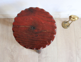 Spaanse houten kruk. Vintage krukje / Brutalist plantentafel
