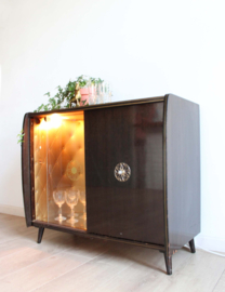 Houten vintage dressoir / servieskast. Mid Century retro kast / audiomeubel