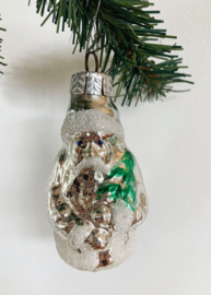 Glazen vintage kerstbal - kerstman, no 3. Antieke zilveren kerstversiering