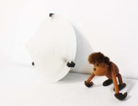 Witte vintage plafondlamp / plafonnière - T9317 - Ikea. Retro design lamp in Memphis stijl.