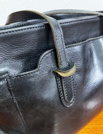 Zwart lederen schoudertas - Italiaans. Vintage schooltas / handtas / shopper