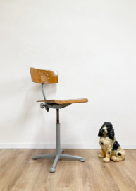 Industriële retro tekenstoel, Friso Kramer?  Vintage atelier / werkplaats stoel