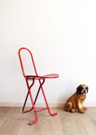Rood vintage klapstoeltje, Dafne -Thema - Italy. Retro design folding chair