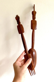 Houten vintage slabestek, Afrikaans? Handgemaakte lepel en vork.