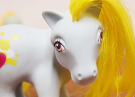 Nurse Tenderheart.  Vintage My Little Pony - G1 - Hasbro 1983. Retro speelgoed MLP paardje