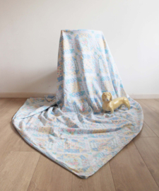 Tweepersoons vintage bloemetjes dekbedovertrek. Blauw retro beddengoed
