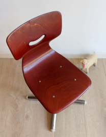 Vintage schoolstoel, Smiley - Adam Stegner. Industrieel retro stoeltje