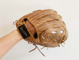 Set lederen honkbal handschoenen. Vintage baseball glove - links