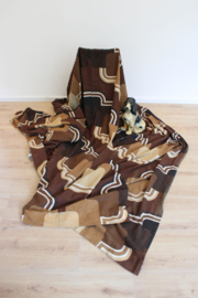 Super groot vintage gordijn, 255 x 460 cm. Retro overgordijn in bruin tinten