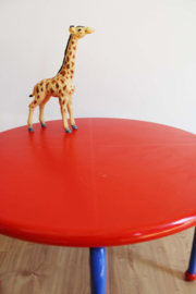 Vintage kinder tafel met stoel - Ikea. Ronde retro tafel - Memphis stijl.