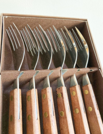 Set van 6 vintage vorken in originele doos. Retro bestek met houten handvat.