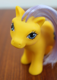 Dutch Baby Flower / Baby Blumen.  Vintage My Little Pony - G1 - Hasbro. Retro speelgoed MLP paardje