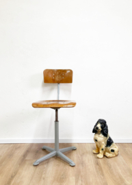 Industriële retro tekenstoel, Friso Kramer?  Vintage atelier / werkplaats stoel