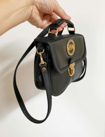 Zwarte Bulaggi Milano schoudertas, goudkleurige details. Handtas / crossbody