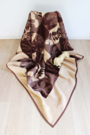 Grote bruin/beige vintage deken van dralon. Tweepersoons vegan sprei/ retro plaid