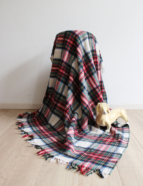 Geblokte wollen vintage deken.  Retro Tartan plaid / sprei met ruitjes