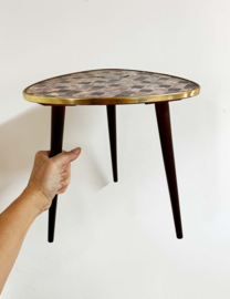 Vintage tripod bijzet tafeltje. Retro plantentafel / krukje