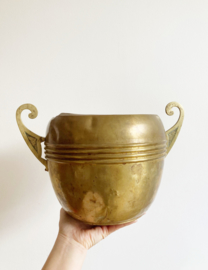 Grote antieke koperen pot. Oude vintage bloempot / ketel met oren.