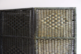 Rieten vintage kamerscherm. Zwarte retro / Boho roomdivider.